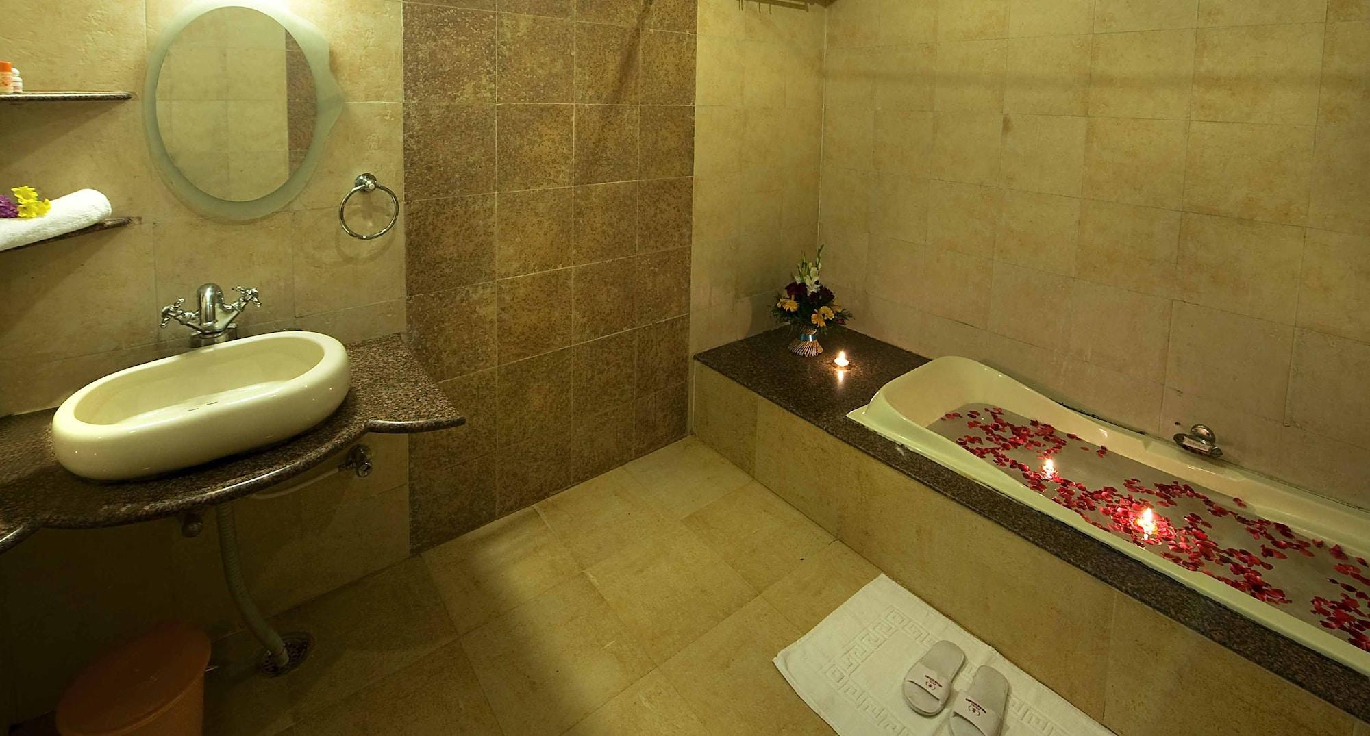 ג'ודפור Nirali Dhani Ethnic Heritage Hotel And Resort מראה חיצוני תמונה