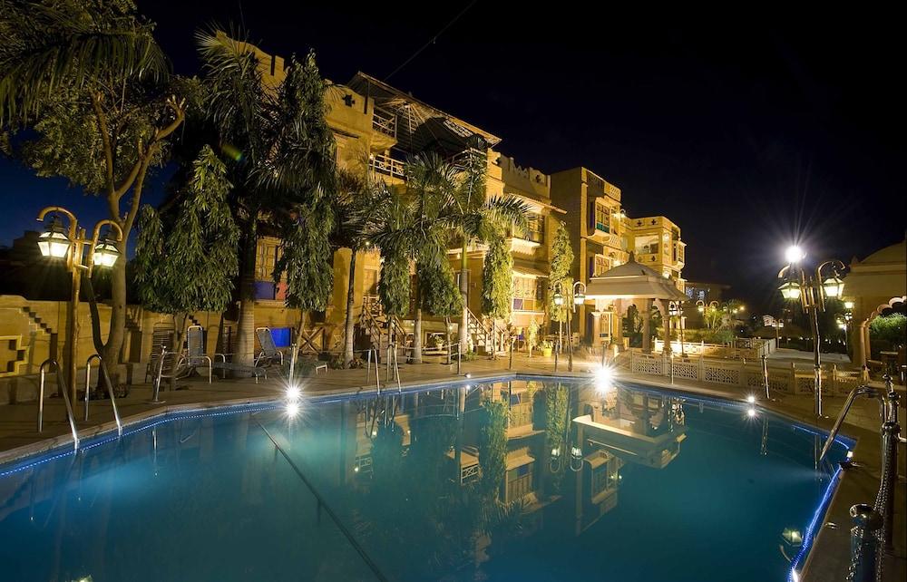 ג'ודפור Nirali Dhani Ethnic Heritage Hotel And Resort מראה חיצוני תמונה