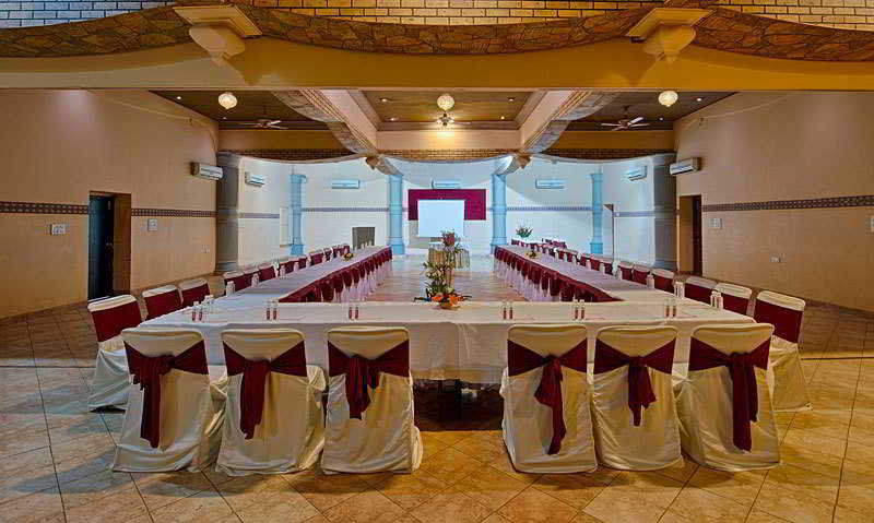 ג'ודפור Nirali Dhani Ethnic Heritage Hotel And Resort מראה חיצוני תמונה