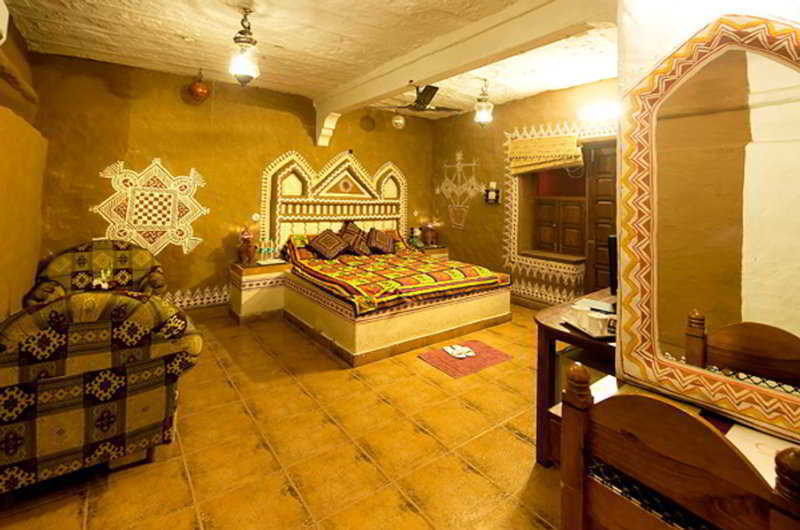 ג'ודפור Nirali Dhani Ethnic Heritage Hotel And Resort מראה חיצוני תמונה