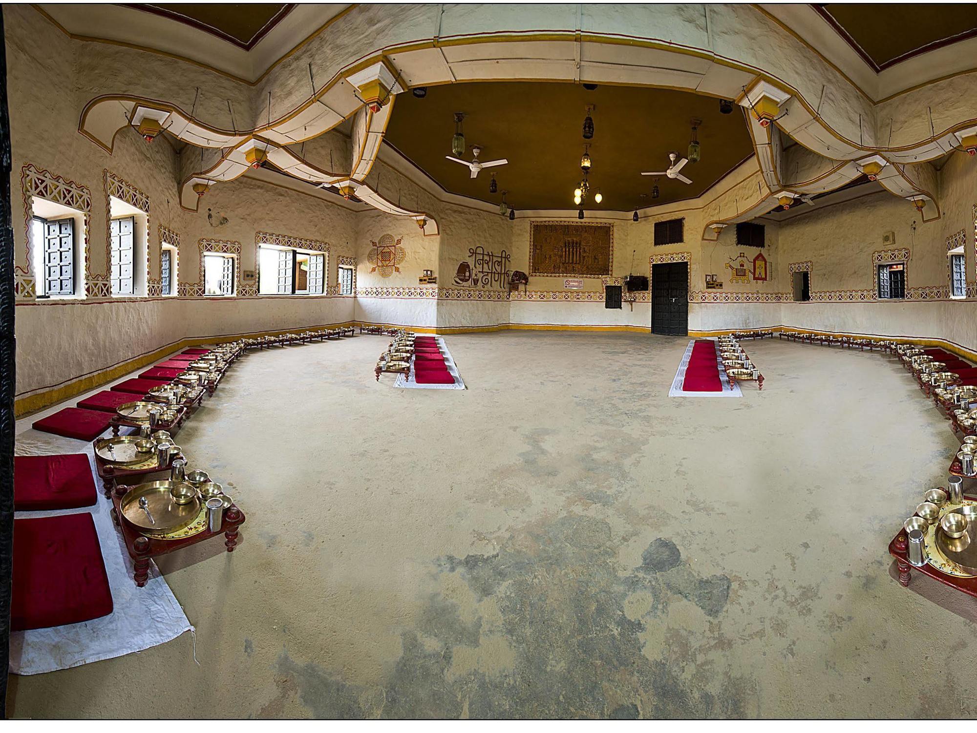 ג'ודפור Nirali Dhani Ethnic Heritage Hotel And Resort מראה חיצוני תמונה
