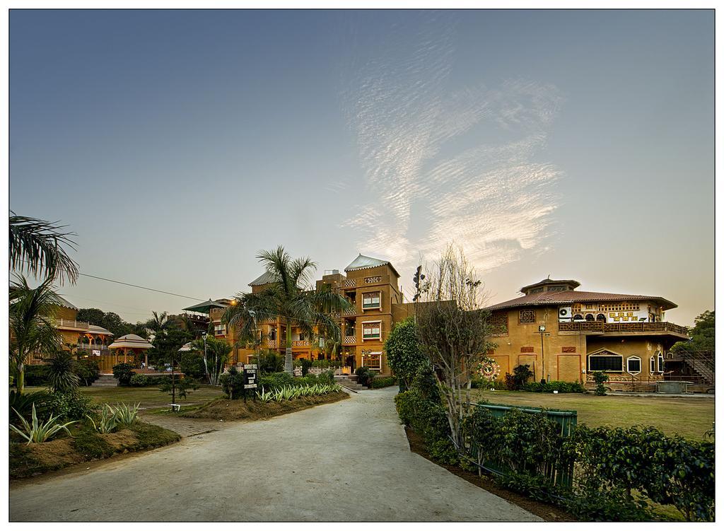 ג'ודפור Nirali Dhani Ethnic Heritage Hotel And Resort מראה חיצוני תמונה